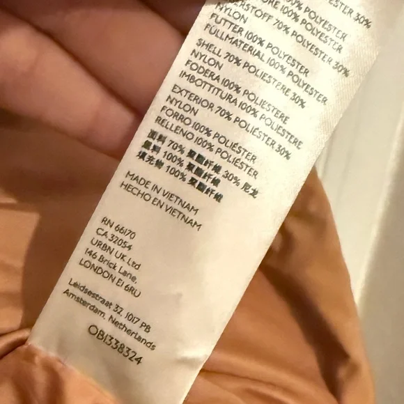 FREE PEOPLE WE THE FREE Women's Tan Doe Duvet Bomber Puffer Jacket Size XS - Picture 3 of 7